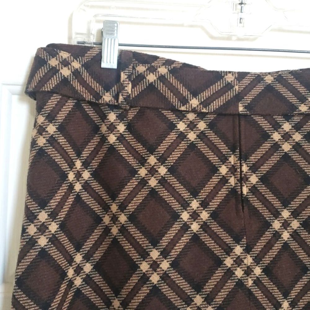 Vintage 90s Plaid Wool Belted Skirt • Brown Tan Brass Buckle Academia • Medium - Picture 8 of 9